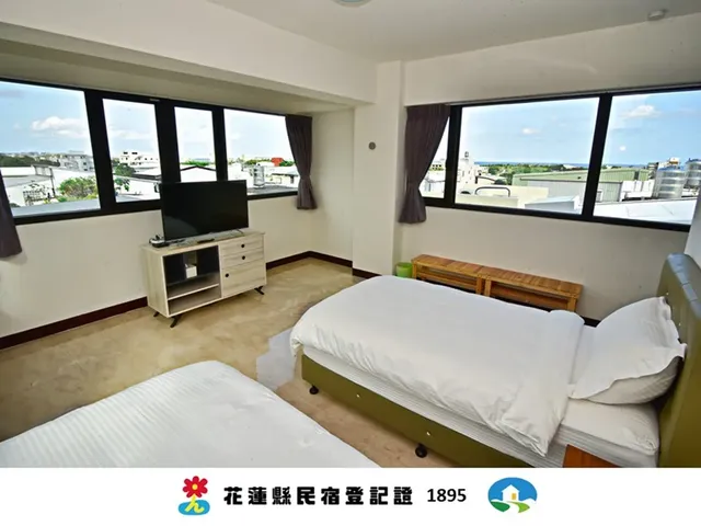 喜悅民宿 | 12-18人花蓮Villa包棟 | 海景&電梯＆大空間-雙人房-兩小床-3
