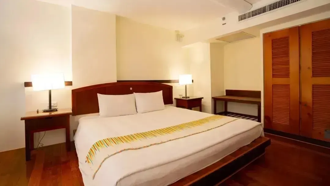 YOHO BEACH RESORT&CLUB
