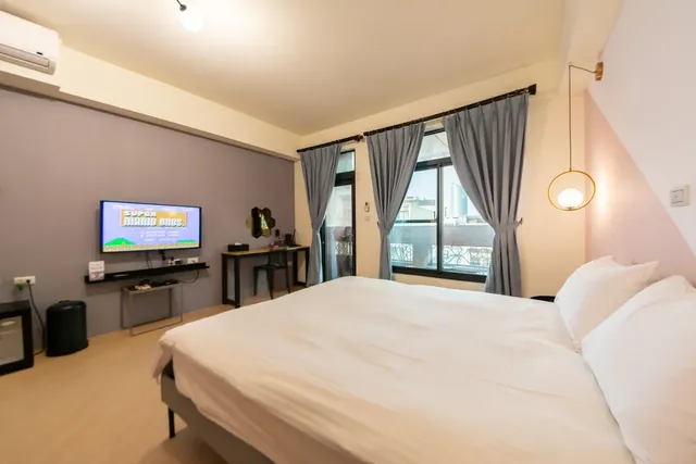 台南三木森 SleepINNx 站前館｜設有點心吧＆遊戲機等、緊鄰孔廟-粉紅泡泡雙人房-11