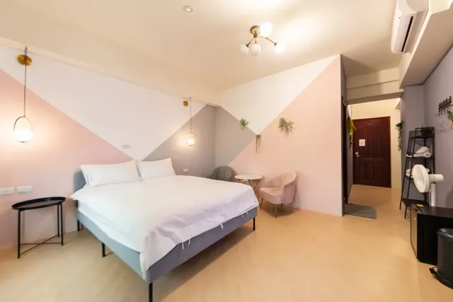 台南三木森 SleepINNx 站前館｜設有點心吧＆遊戲機等、緊鄰孔廟-粉紅泡泡雙人房-2