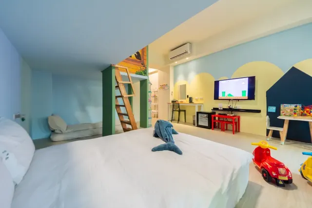 台南三木森 SleepINNx 站前館｜設有點心吧＆遊戲機等、緊鄰孔廟-海洋朵朵四人房-13