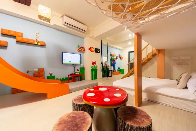台南三木森 SleepINNx 站前館｜設有點心吧＆遊戲機等、緊鄰孔廟-馬利歐城堡四人房-6