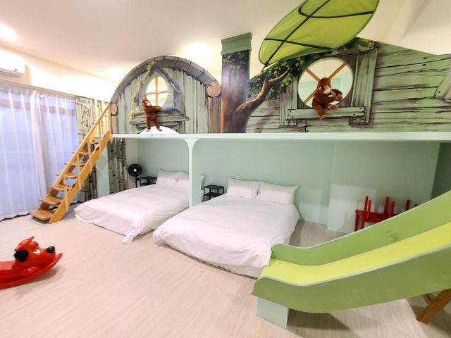 台南三木森 SleepINNx 站前館｜設有點心吧＆遊戲機等、緊鄰孔廟-森林圓舞曲四人房-2