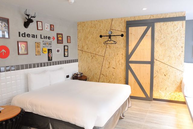 K HOTEL FENGJIA-Deluxe Triple Room with Bath-9