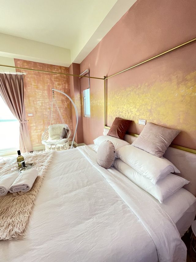 Pinky Promise Villa-Earth Rose Double Room RF32-3