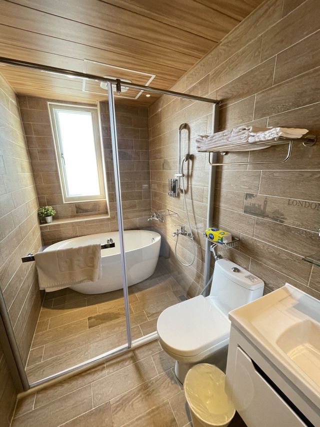 Pinky Promise Villa-Berry Choco Elegant Double Room LF22-6