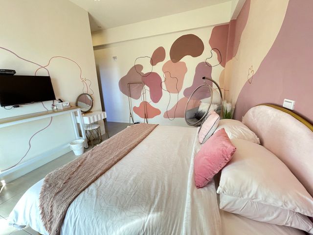Pinky Promise Villa-Berry Choco Elegant Double Room LF22-3