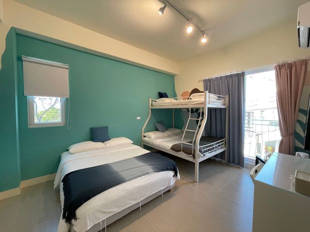 Pinky Promise Villa-Mint Chocolate Elegant 5 Person Room RB25-2