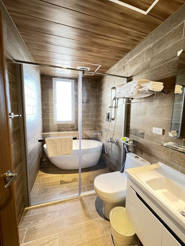 Pinky Promise Villa-Mint Chocolate Elegant 5 Person Room RB25-7