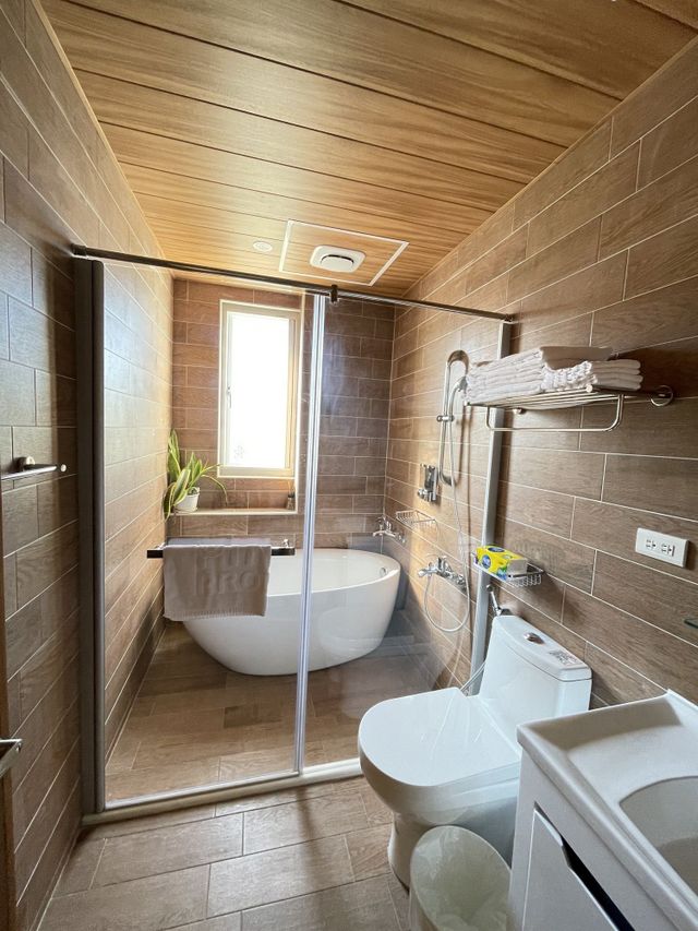 Pinky Promise Villa-Caramel Cinnamon Superior Quad Room with View RF14-6
