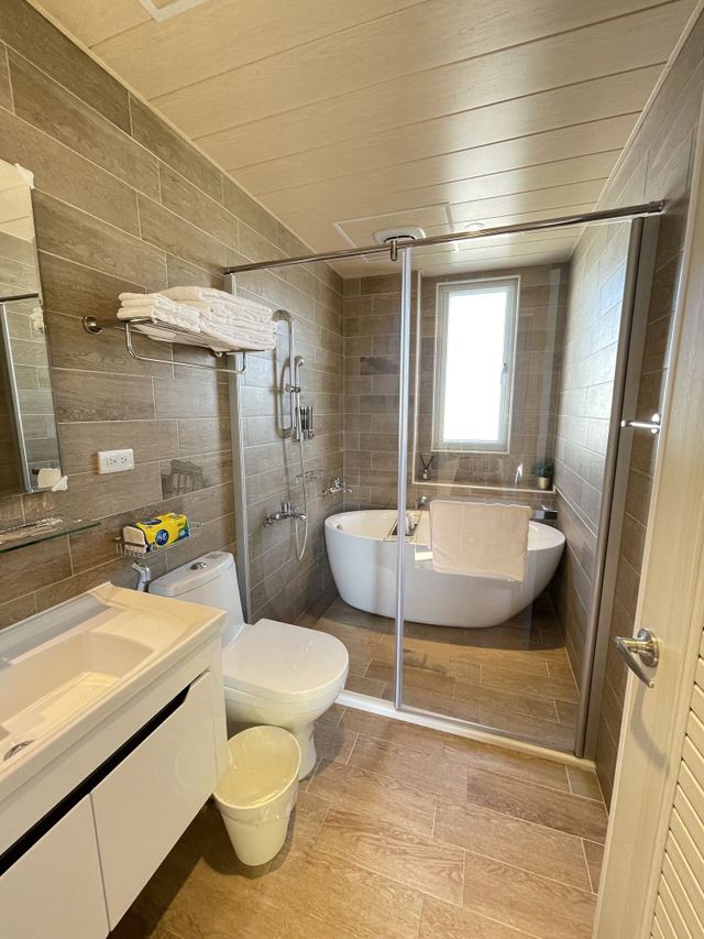 Pinky Promise Villa-Ocean Yogurt  Superior Quad Room with view LF34-7