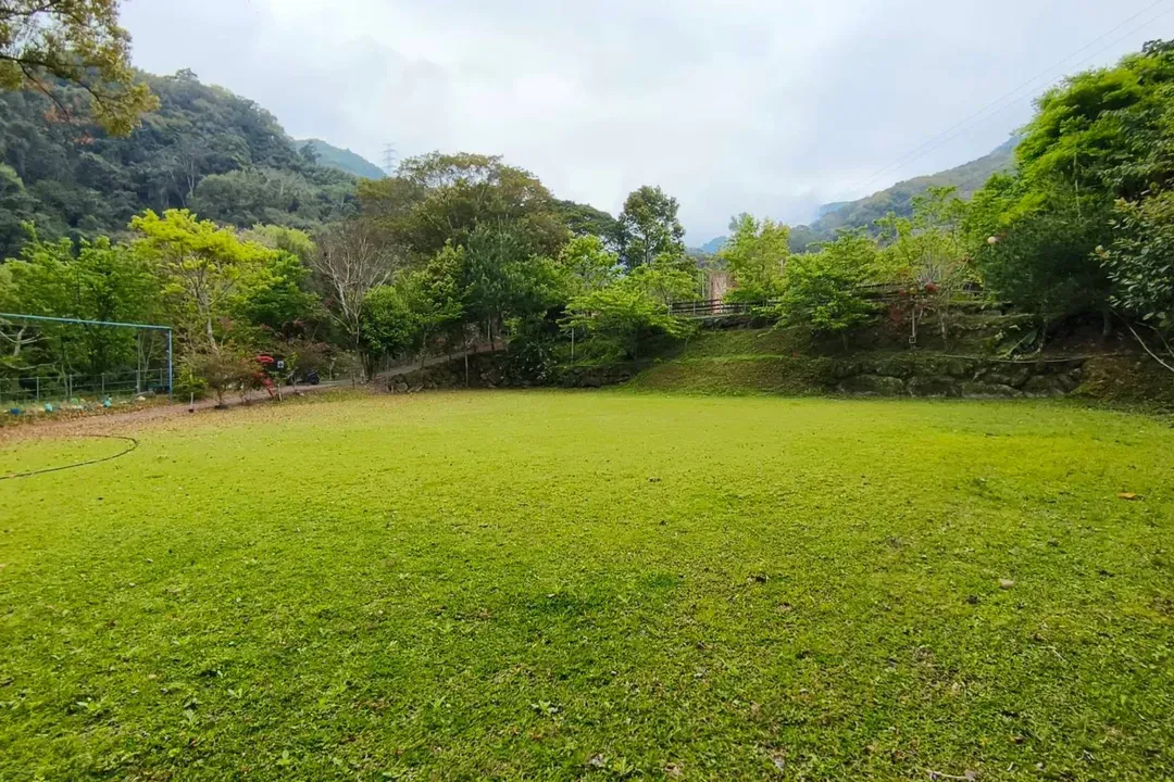 土牧驛健康農莊 | 獨家85折起！頂級原木小木屋、清澈溪流戲水、深山森林浴