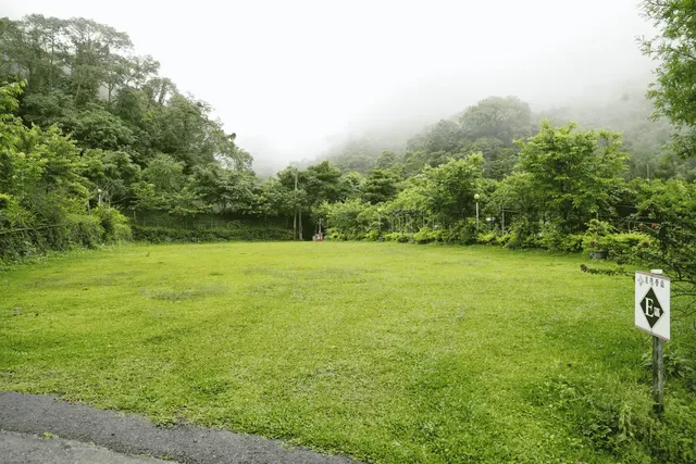 麗E3