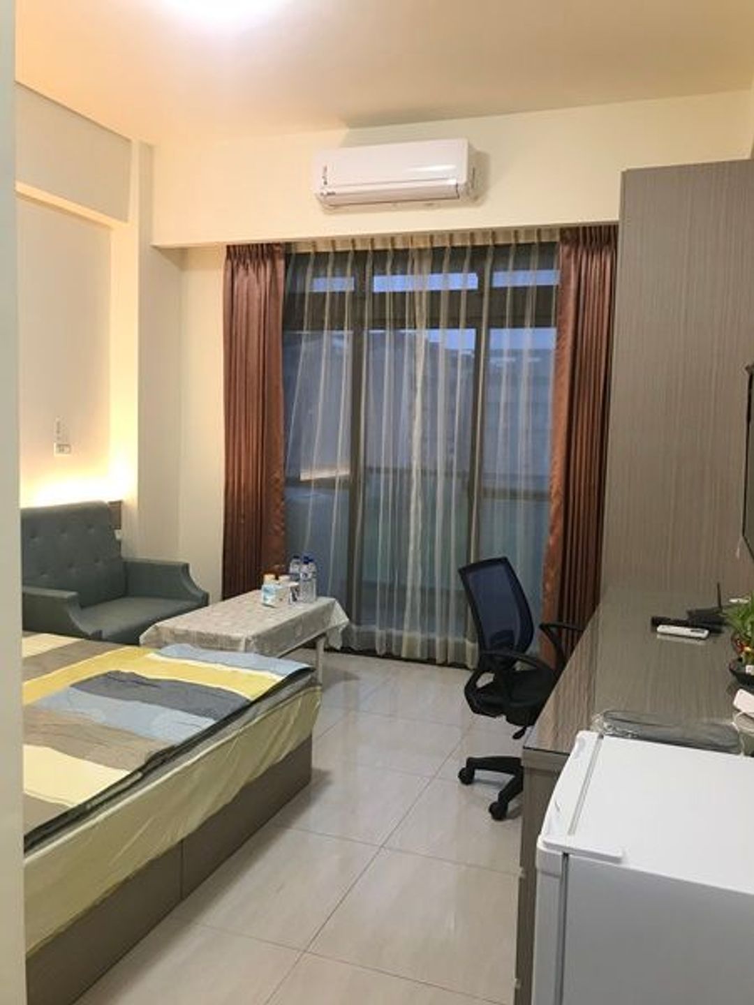 Emerald Gold Diamond Hall 2