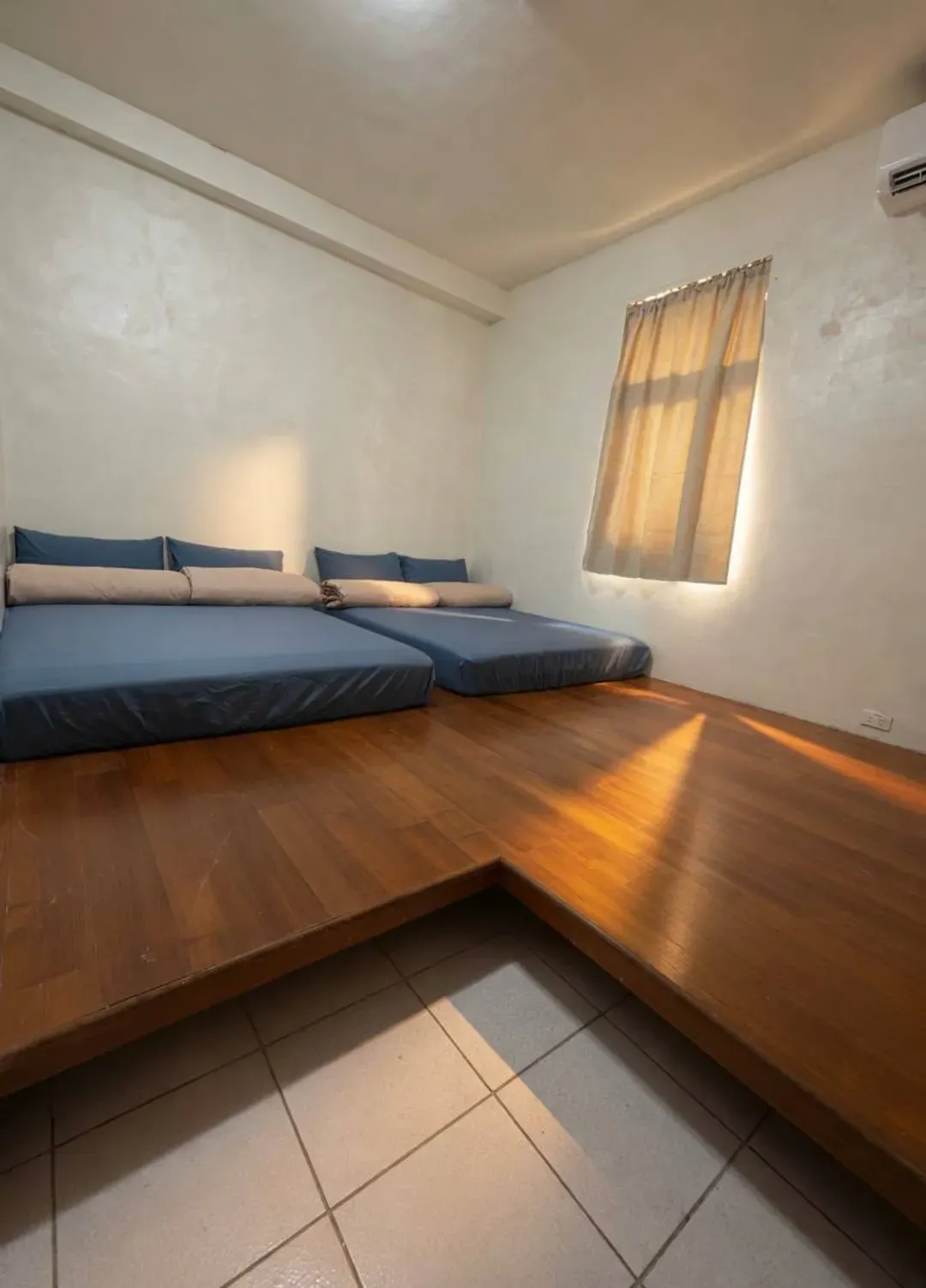 福隆出站30秒｜一间屋·駅前宿 OneHouse Backpacker
