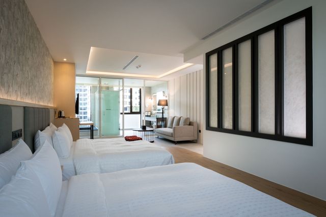 Happy Township Hot Spring Hotel-Deluxe Family Room-3