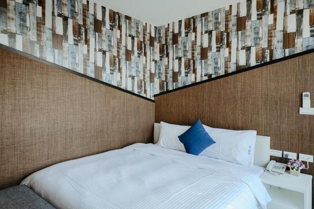 Xien Shi Homestay-Queen Room with City View-3
