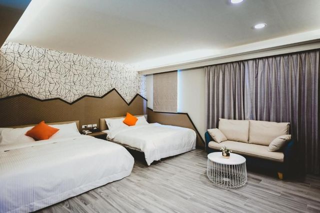 Xien Shi Homestay-Superior Quadruple Room-5
