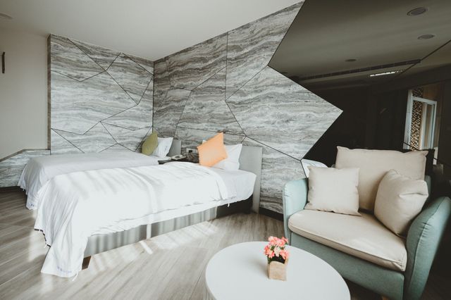 Xien Shi Homestay-Standard Double Room with City View-5