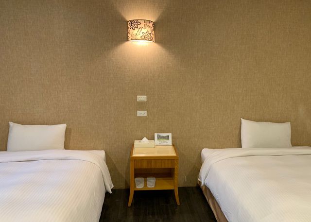 Jinhue Hotel-Superior Twin Room-2