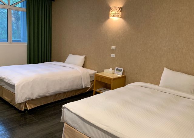 Jinhue Hotel-Superior Twin Room-4