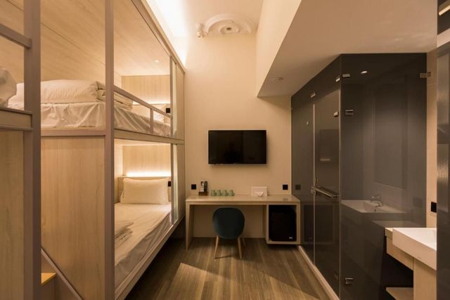 MEANDER 1948-Standard Quadruple Room-2