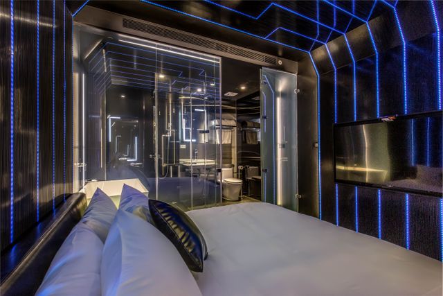 Bellus Inn｜老屋空間再造、設計旅店-藍光房型-5