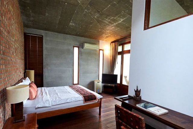 Chang House-Main Bedroom-2