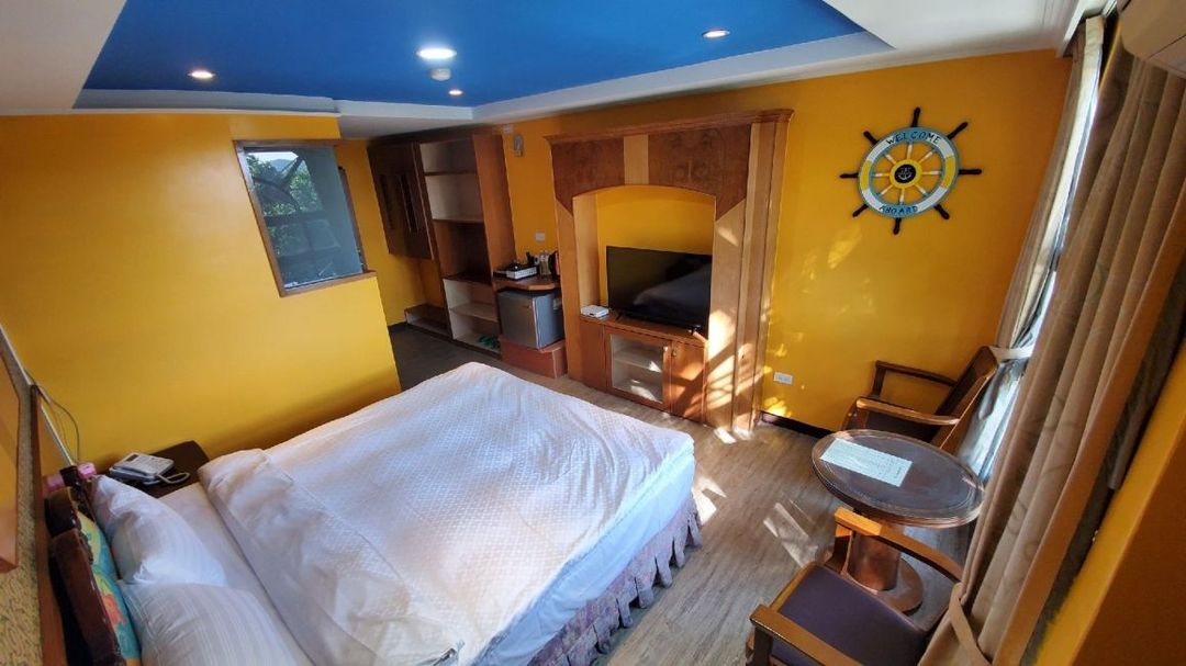 Jinsa Lakeside View Resort