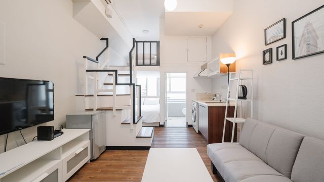 CJ ホテル｜オプションの数量限定ロフトルーム-Duplex Triple Room-1