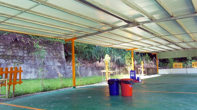 遊橘露營區-【自搭帳】雨棚C區-水泥地 4.0M*7.5M ll 可車宿-1