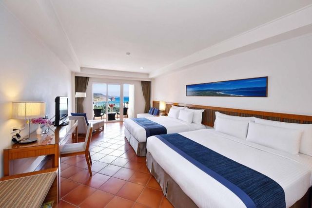 Fullon Resort Kending-Deluxe twin with Sea View-2