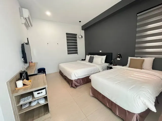 Ho Hostel-Terrace Triple Room-4