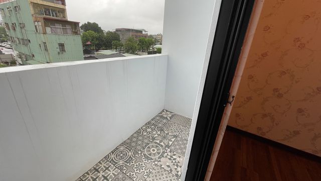 Weifeng Boutique Business Hotel (Zhanqian Branch)-Exquisite Business Double Suite with Balcony-8