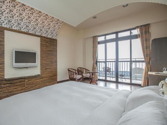 Star Villa-Luxury Double Room-6