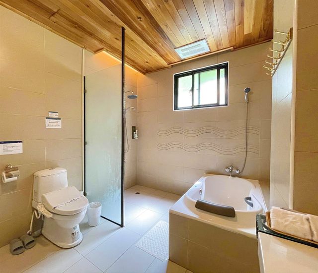 Star Villa-Superior Double Room with Balcony-5