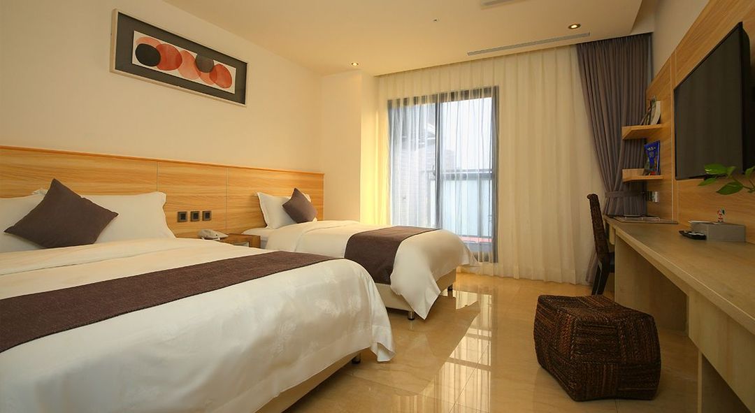Darlon Hotel