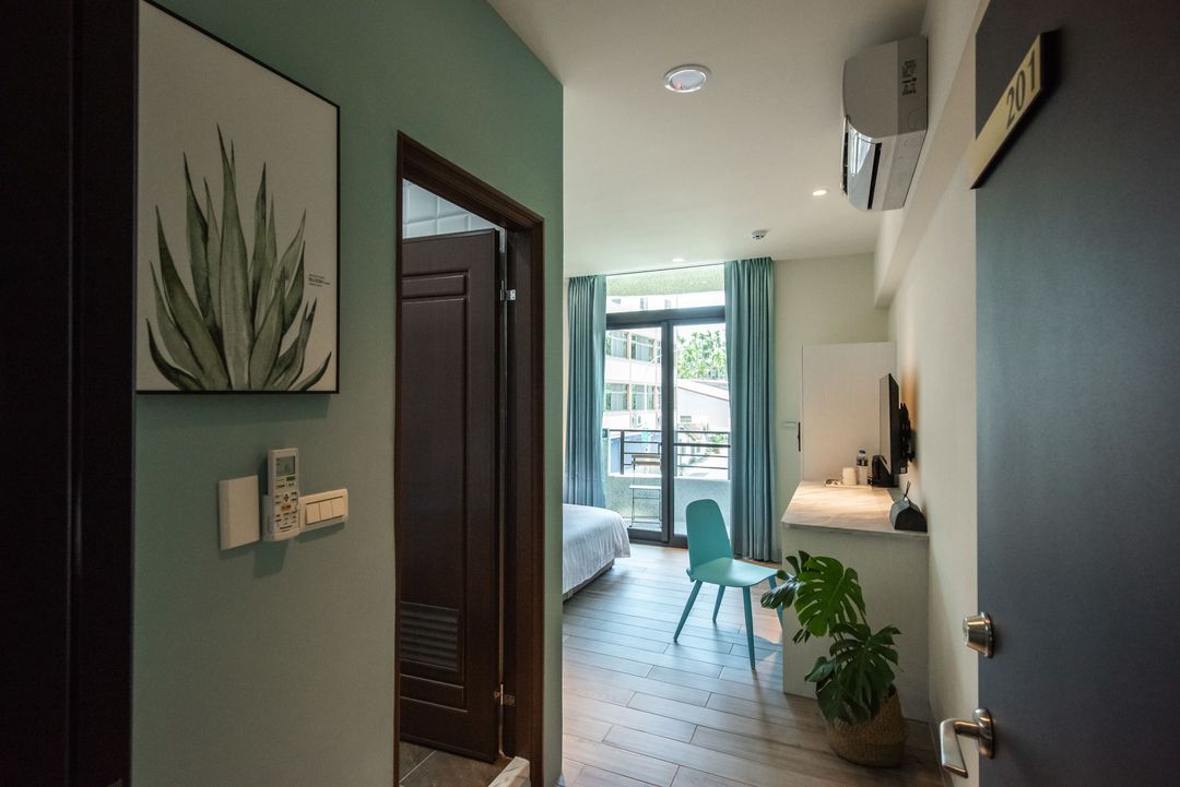 Skilled humanities travel guest house