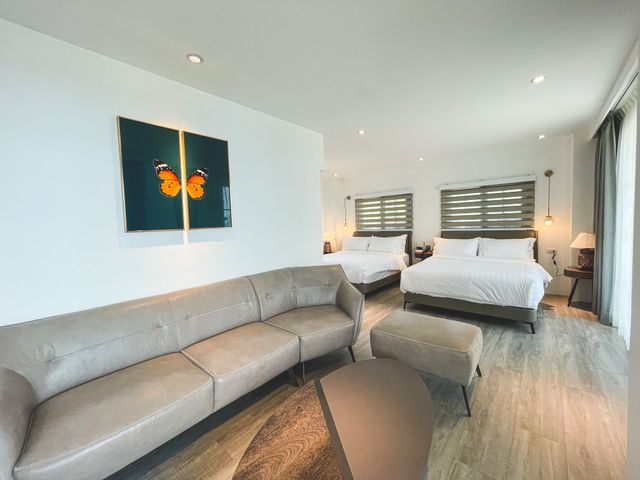 The Brighton Hove Manor-Brighton Quadruple Room-5