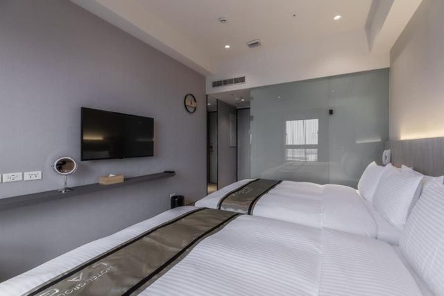 Hotel Yam Lagom-Standard Quadruple Room-4