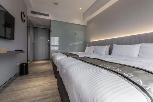 Hotel Yam Lagom-Standard Quadruple Room-2