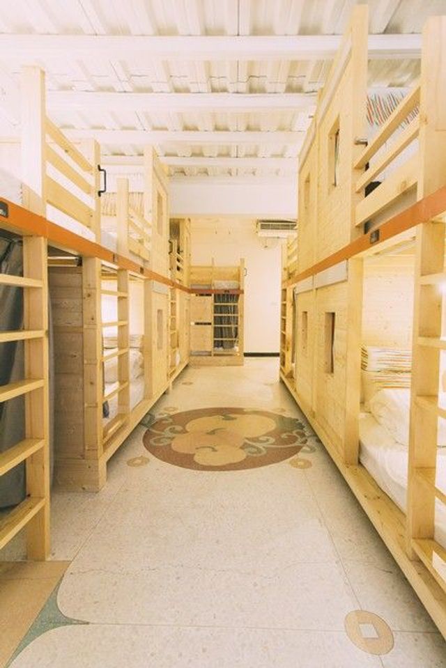阿信輕旅 Hostel & Cafe｜緊鄰台南孔廟-混合宿舍房的 1 個上下鋪床位-8