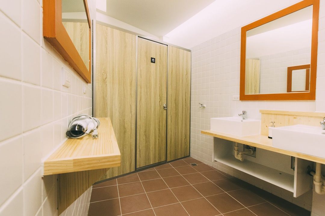 A Shin Hostel