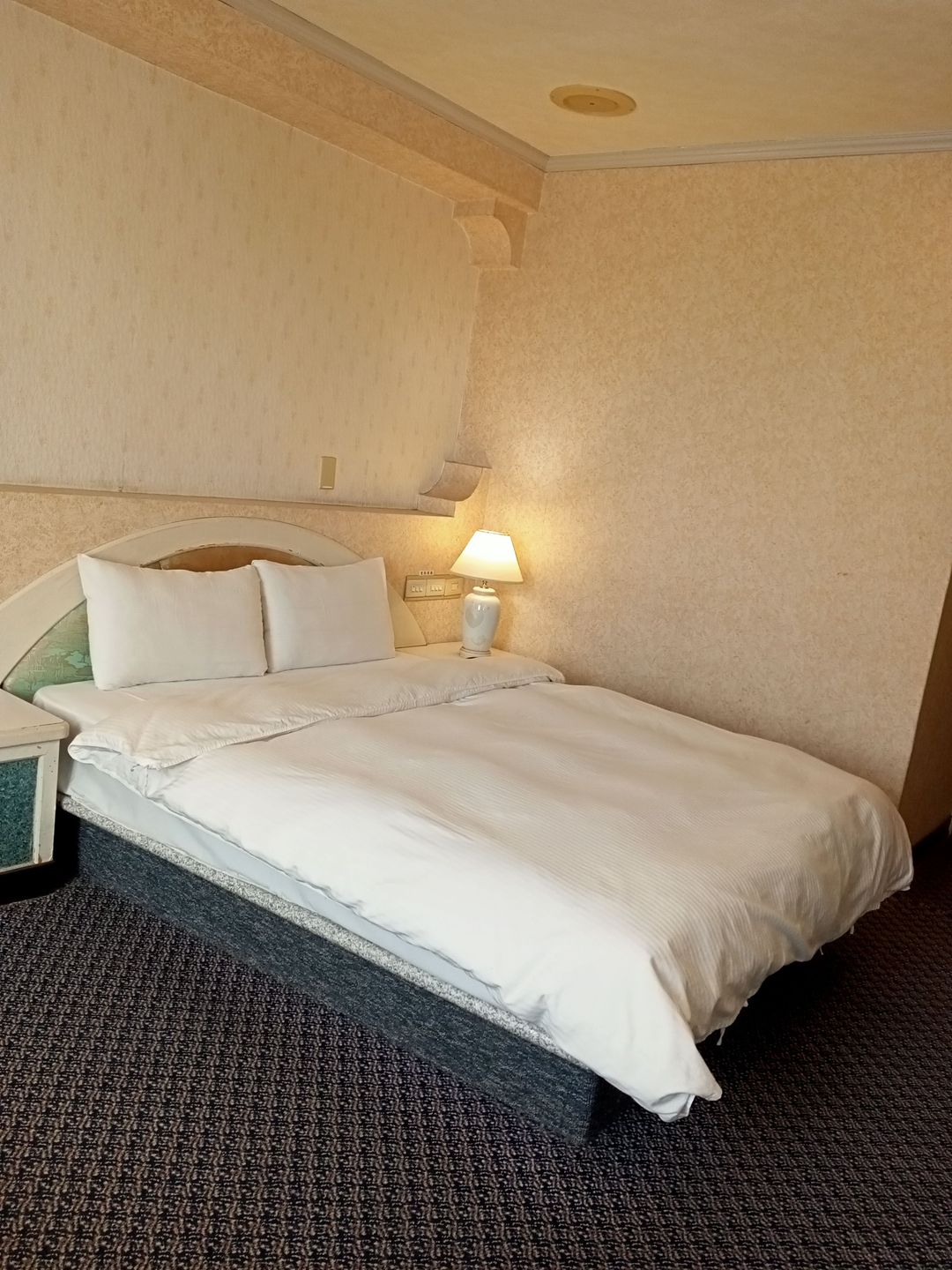 Chungli Business Hotel