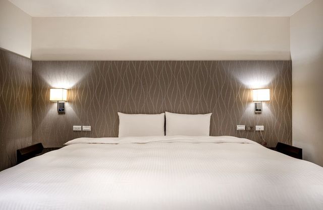 HOTEL BONZA-Classic Business Room(No window)-3