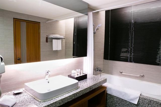 HOTEL BONZA-Exquisite Business Room(one double bed)-2