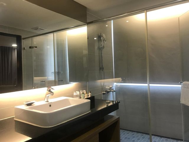HOTEL BONZA-Family Room(TWO double bed)-4