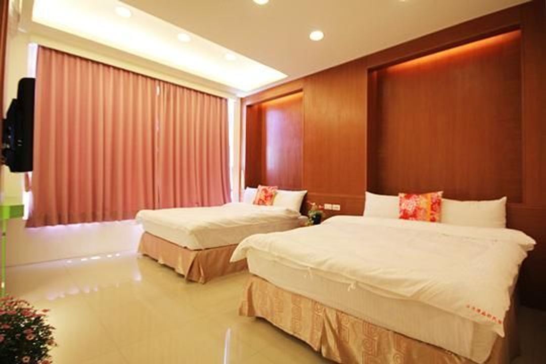 Sun Moon Lake Crystal House