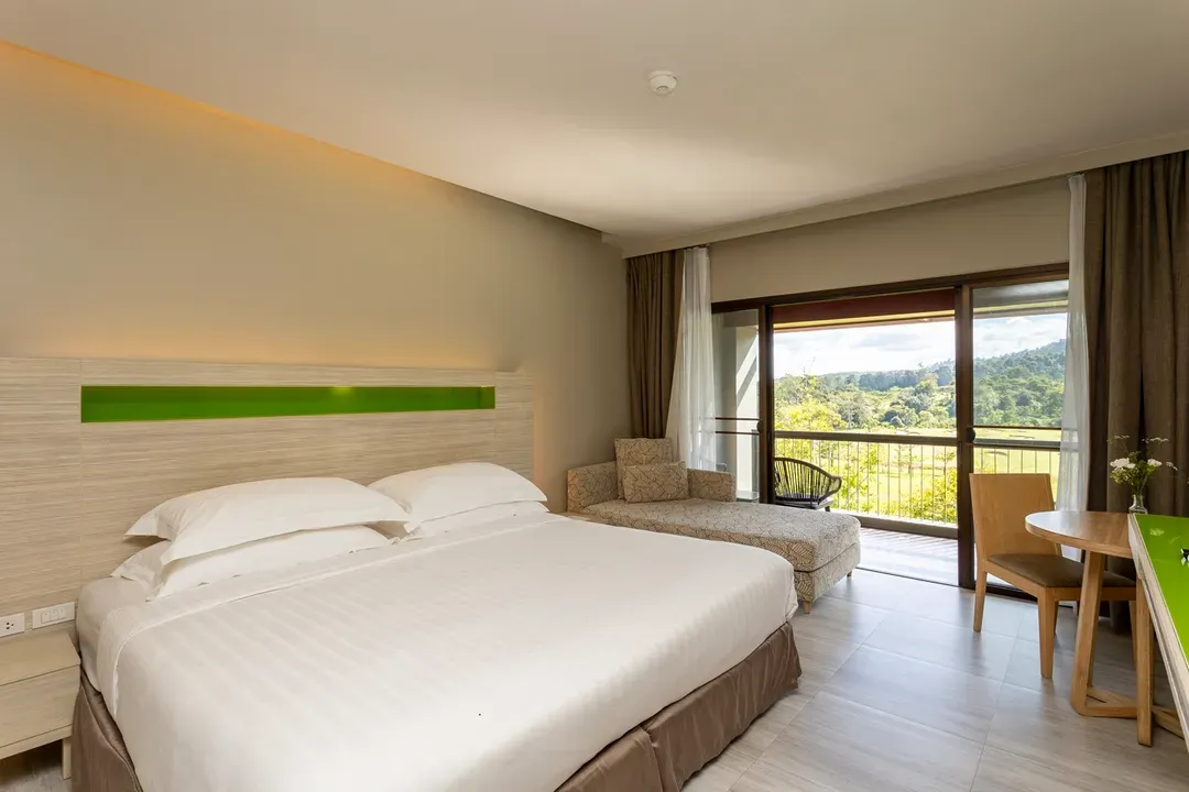 察殿索伊道高爾夫度假酒店 (Chatrium Golf Resort Soi Dao Chanthaburi)