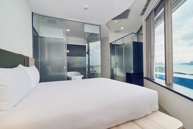CHECK inn Express New Taipei Tamsui-Deluxe Double Room (River View)-4